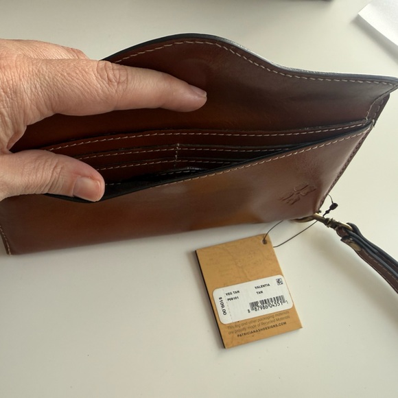 NWT Patricia Nash Brown Leather Wristlet Wallet - Picture 4 of 7